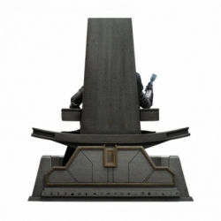 Doctor Doom (on throne) Art Scale di Iron Studios - figura Avengers: Doomsday in scala 1/10