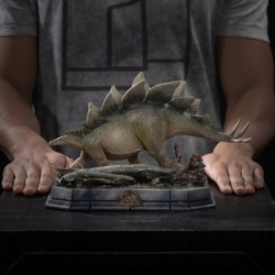 Stegossaurus Icons di Iron Studios - figura The Lost World: Jurassic Park alta 18 cm