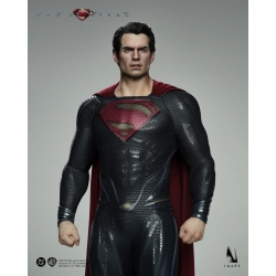 Superman di Inart - action figure Man of Steel in scala 1/6