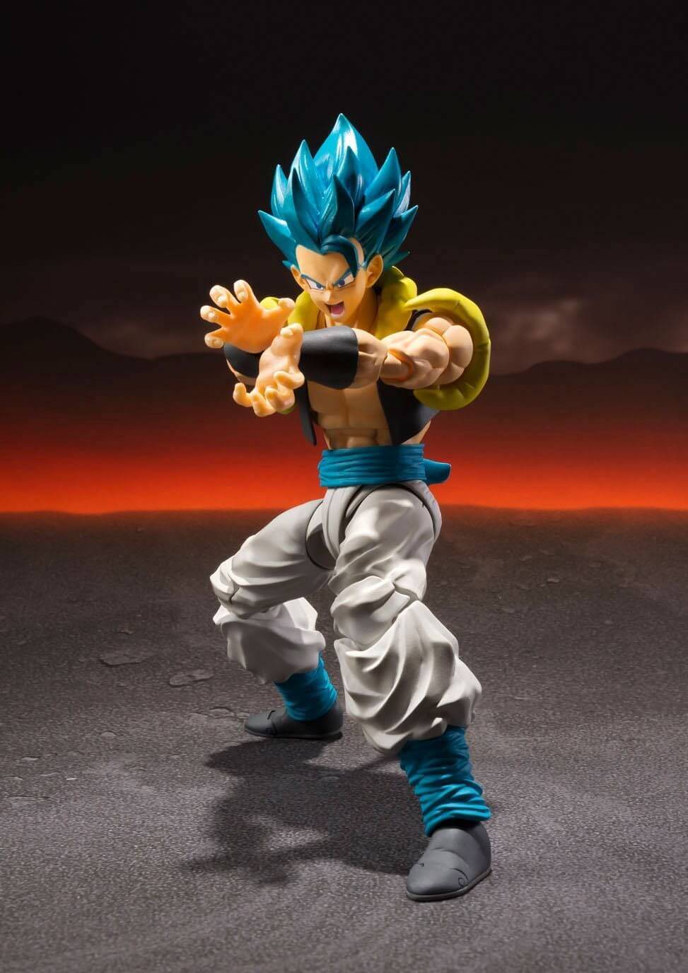 Super Saiyan God SS Gogeta SH Figuarts (Dragon Ball Super Broly)