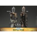 IG-12 Hot Toys figure TMS105 deluxe (Star Wars The Mandalorian)