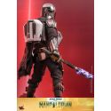 IG-12 Hot Toys figure TMS105 deluxe (Star Wars The Mandalorian)