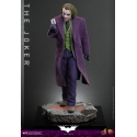 The Joker Hot Toys DX32 (Batman The Dark Knight Trilogy collectible figure)