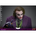 The Joker Hot Toys DX32 (Batman The Dark Knight Trilogy collectible figure)
