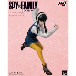 Yor Forger (winter costume version) ThreeZero FigZero 1/6 figure (Spy X Family Code White)