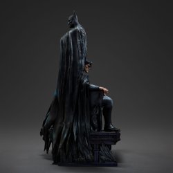 Batman And Bruce Wayne Batman Identity Legacy Replica Iron Studios - DC Comics standbeeld 1/4