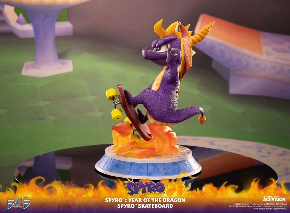 Spyro First 4 Figures F4F - Spyro Year Of The Dragon 34 cm figure