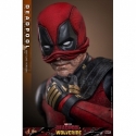 Deadpool Battling Version Hot Toys MMS782 - Deadpool and Wolverine 1/6 action figure