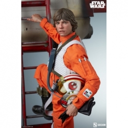 Luke Skywalker (X-Wing: Red Five Standing By) Premium Format by Sideshow Collectibles - Star Wars 1/4 scale statue