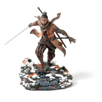 Sekiro : Shadow Die Twice 32 cm statue by First 4 Figures Sekiro : Shadow Die Twice 32 cm statue by First 4 Figures