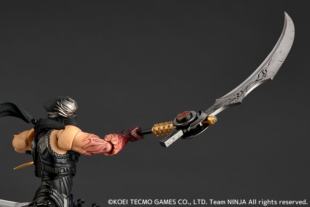 Ryu Hayabusa Revoltech Amazing Yamaguchi by Kaiyodo - Ninja Gaiden 3 17 cm action figure