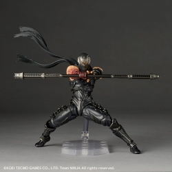 Ryu Hayabusa Revoltech Amazing Yamaguchi par Kaiyodo - figurine Ninja Gaiden 3 de 17 cm