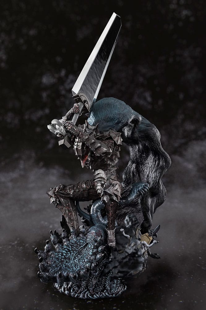 Guts (Berserker Armor) Figuarts Zero Touche Metallique by Bandai Tamashii Nations - Berserk 35 cm figure