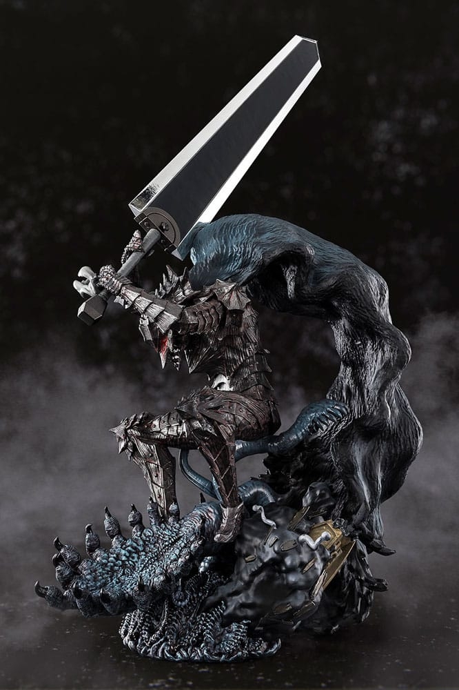 Guts (Berserker Armor) Figuarts Zero Touche Metallique by Bandai Tamashii Nations - Berserk 35 cm figure