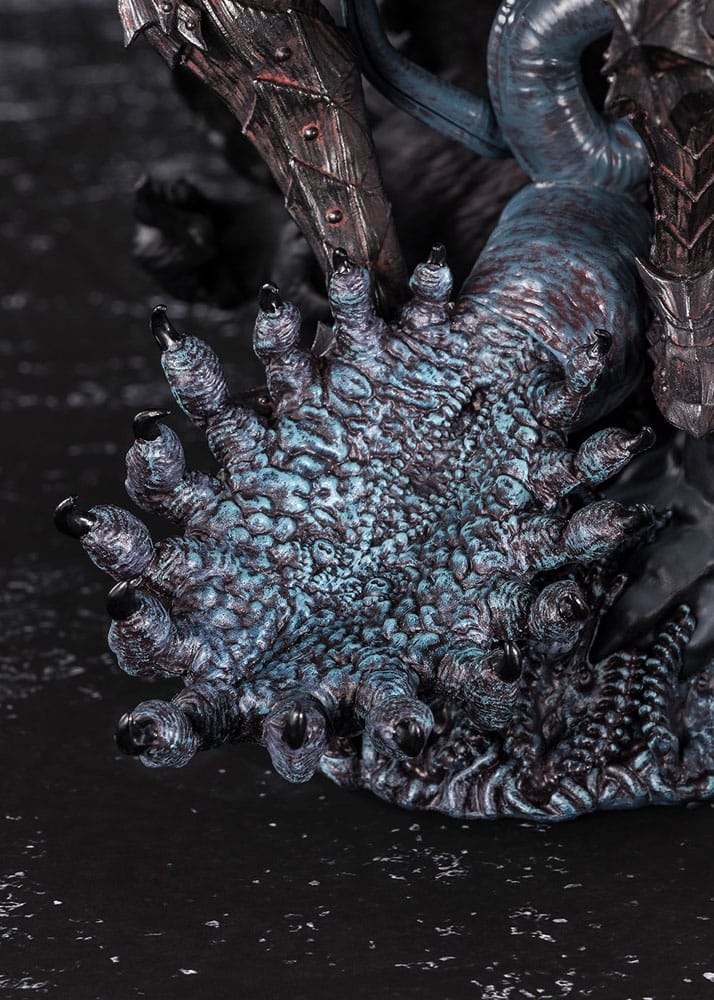 Guts (Berserker Armor) Figuarts Zero Touche Metallique by Bandai Tamashii Nations - Berserk 35 cm figure
