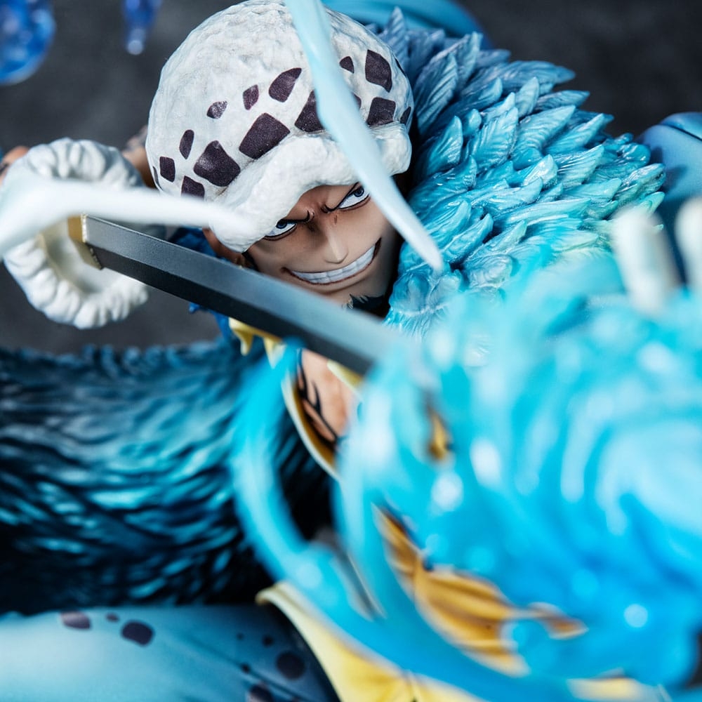 Trafalgar Law (Surgeon of Death - Awakened) Portrait of Pirates POP Wa Maximum by Megahouse - One Piece 27 cm figure