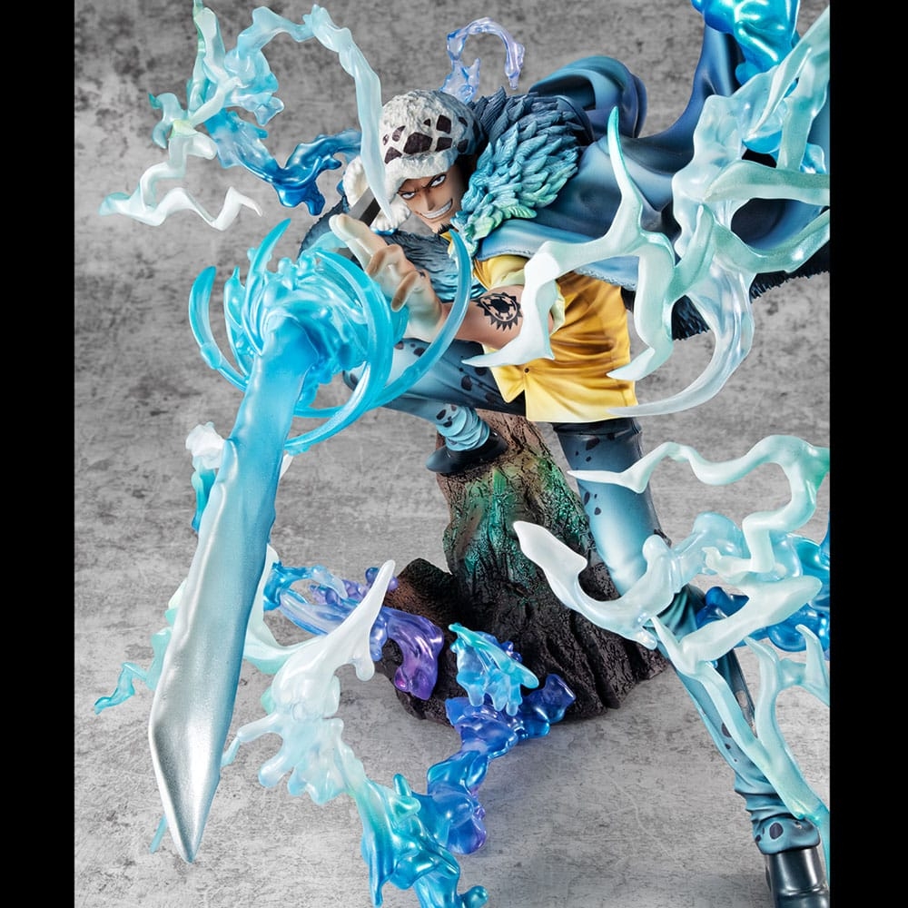 Trafalgar Law (Surgeon of Death - Awakened) Portrait of Pirates POP Wa Maximum by Megahouse - One Piece 27 cm figure