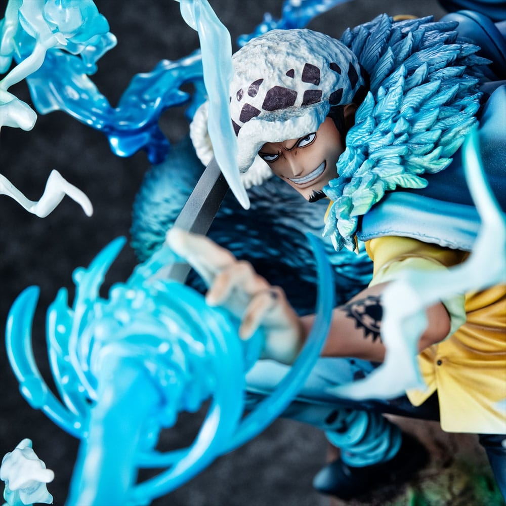 Trafalgar Law (Surgeon of Death - Awakened) Portrait of Pirates POP Wa Maximum by Megahouse - One Piece 27 cm figure