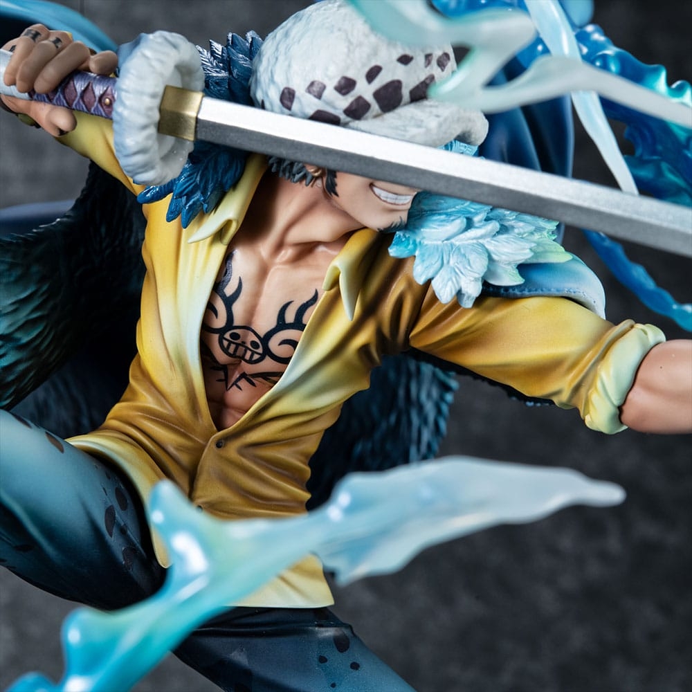 Trafalgar Law (Surgeon of Death - Awakened) Portrait of Pirates POP Wa Maximum by Megahouse - One Piece 27 cm figure
