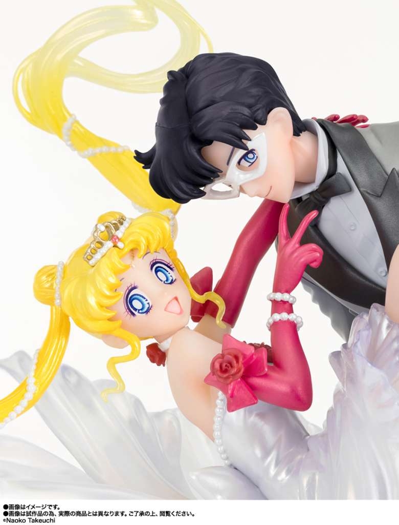 Usagi et Tuxedo Mask Figuarts Zero Chouette par Bandai Tamashii Nations - diorama Sailor Moon de 24 cm
