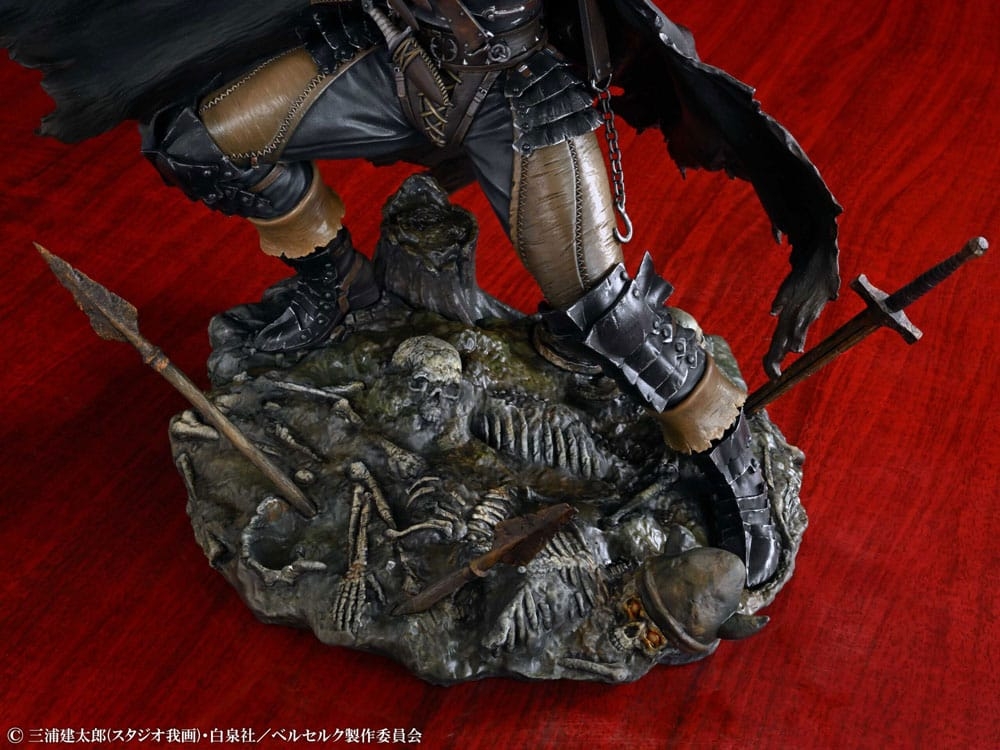 Guts (Black Swordsman) par Medicos - figurine 1/7 Berserk de 27 cm