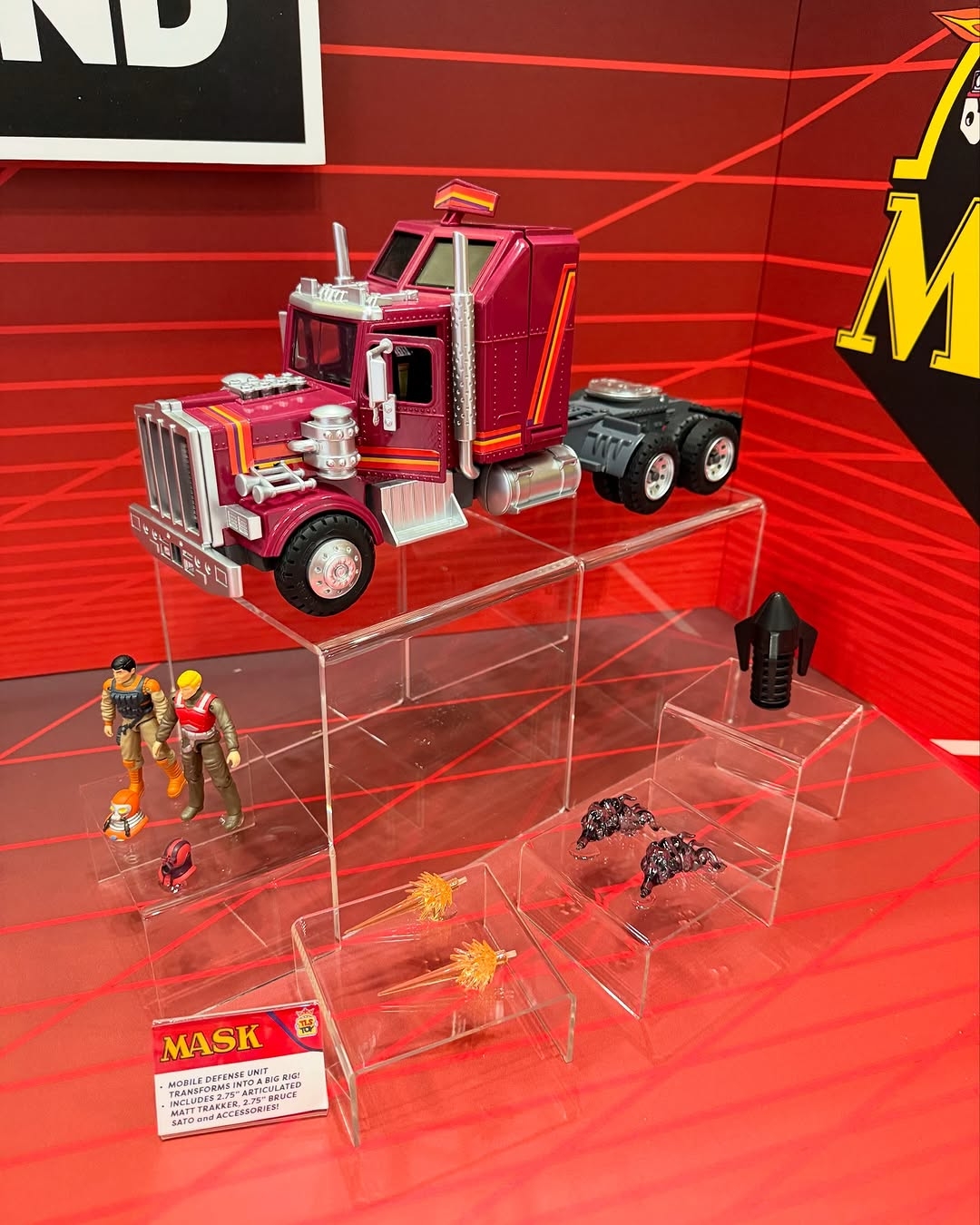Rhino Mobile Defense Unit The Loyal Subjects - M.A.S.K. vehicle 12 cm