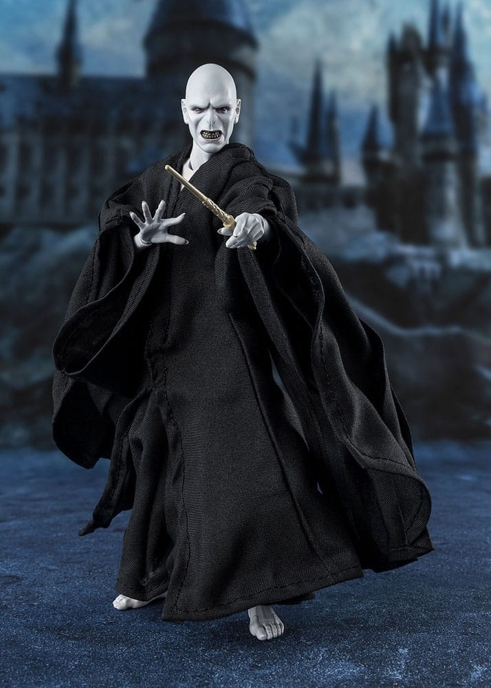 Lord Voldemort SH Figuarts par Bandai Tamashii Nations - figurine Harry Potter Et La Coupe De Feu de 15 cm