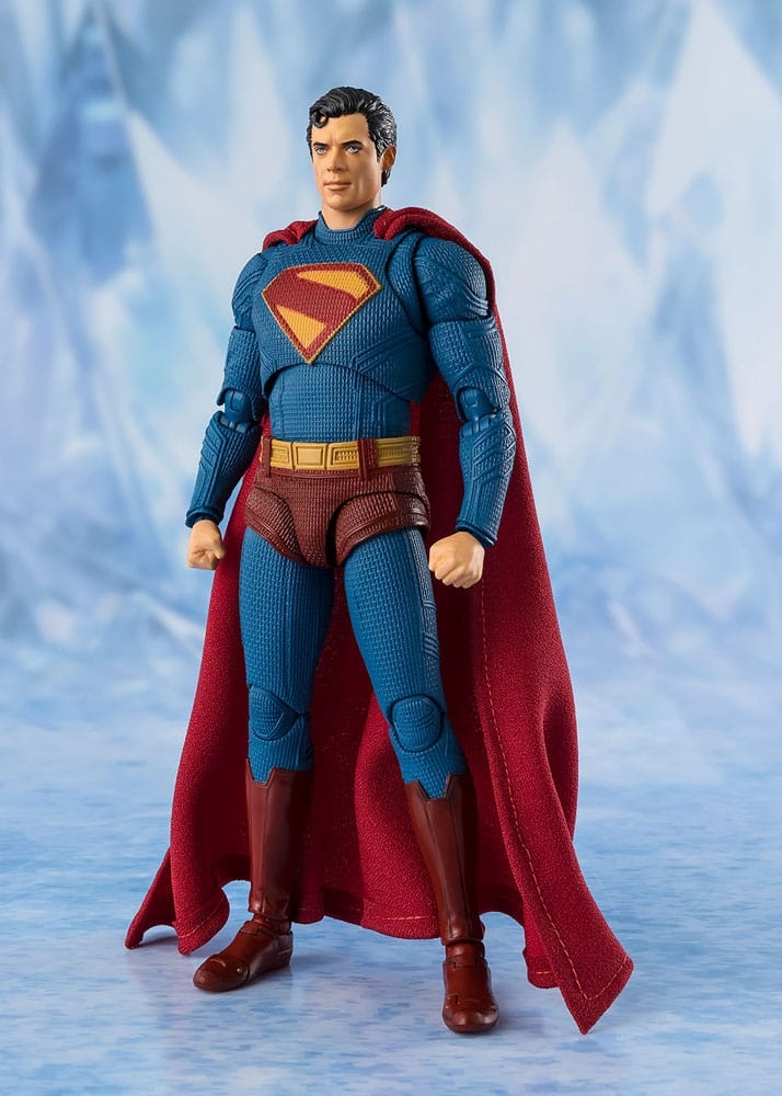Superman SH Figuarts par Bandai Tamashii Nations - figurine Superman (2025) de 16 cm