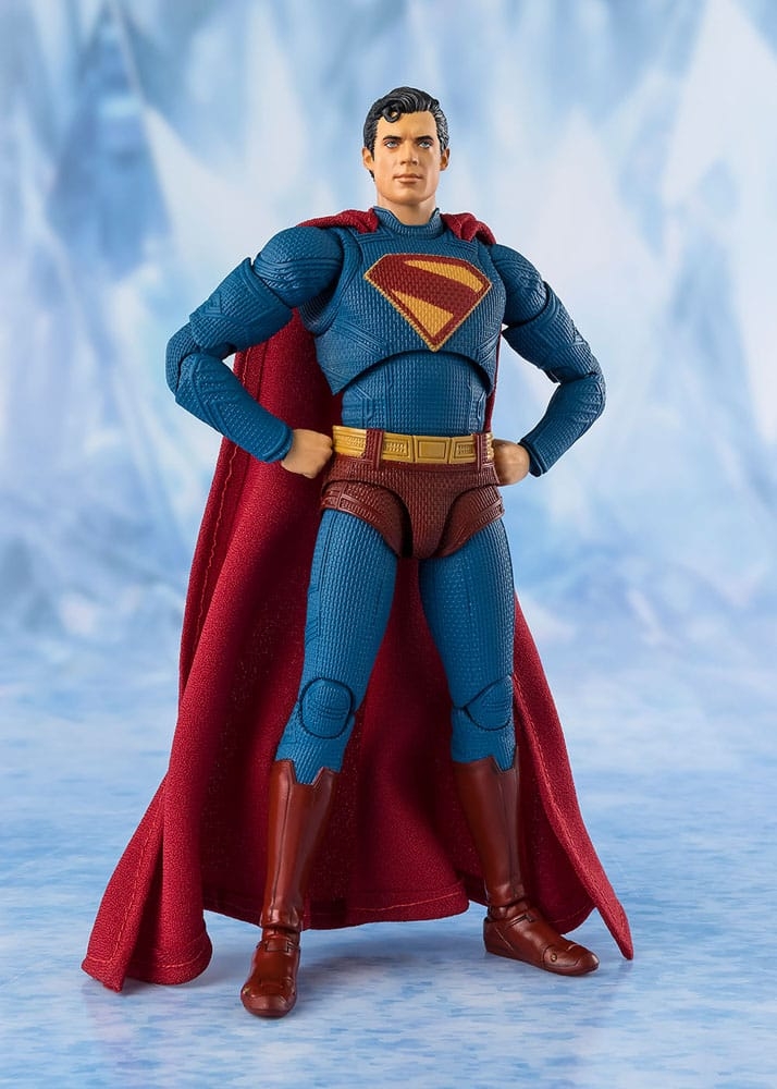 Superman SH Figuarts par Bandai Tamashii Nations - figurine Superman (2025) de 16 cm