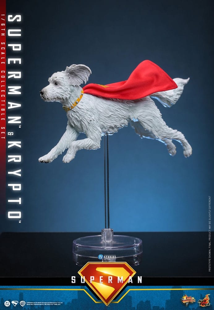 Superman et Krypto par Hot Toys - figurines 1/6 Superman 2025 de 33 cm - Reference MMS812