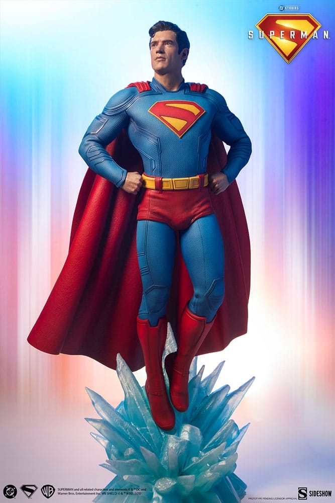 Superman Premium Format par Sideshow Collectibles - statue 1/4 Superman 2025 de 61 cm