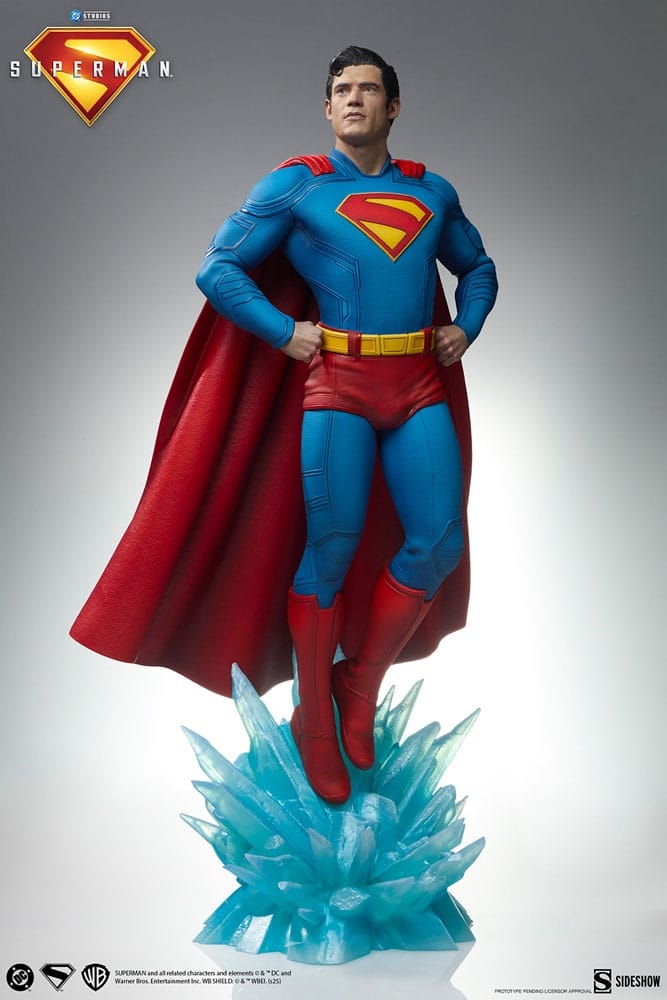 Superman Premium Format par Sideshow Collectibles - statue 1/4 Superman 2025 de 61 cm