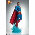 Superman Premium Format par Sideshow Collectibles - statue 1/4 Superman 2025 de 61 cm