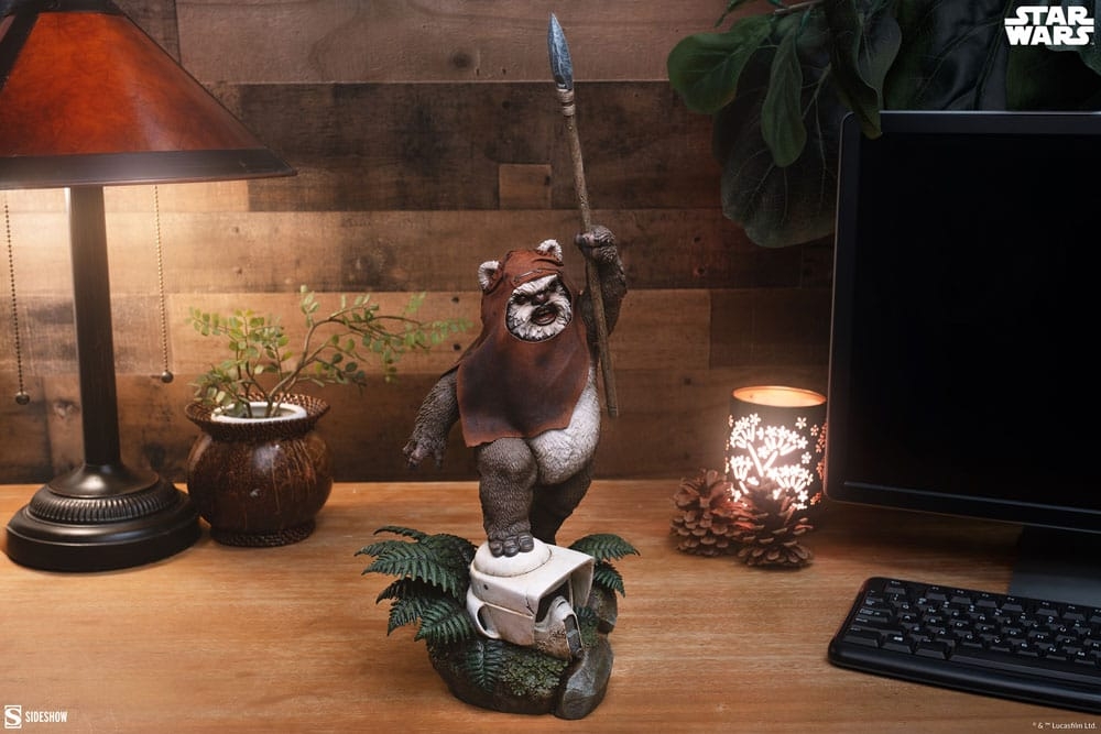 Wicket Premium Format par Sideshow Collectibles - statue 1/4 Star Wars : Le Retour Du Jedi de 46 cm