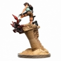 Lara Croft (The Ruins Of Revelation) Miniature Statue par Weta - figurine Tomb Raider de 21 cm