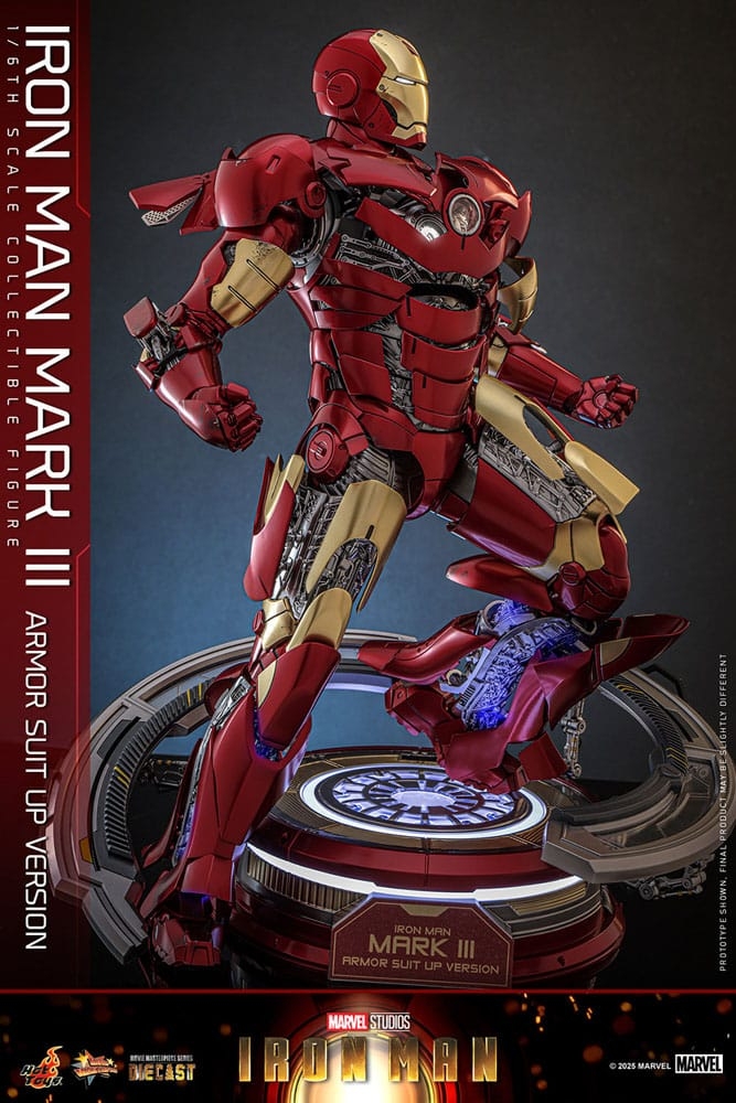 Iron Man Mark III (Armor Suit-Up Version) par Hot Toys - figurine 1/6 Iron Man de 32 cm - Reference MMS825D72