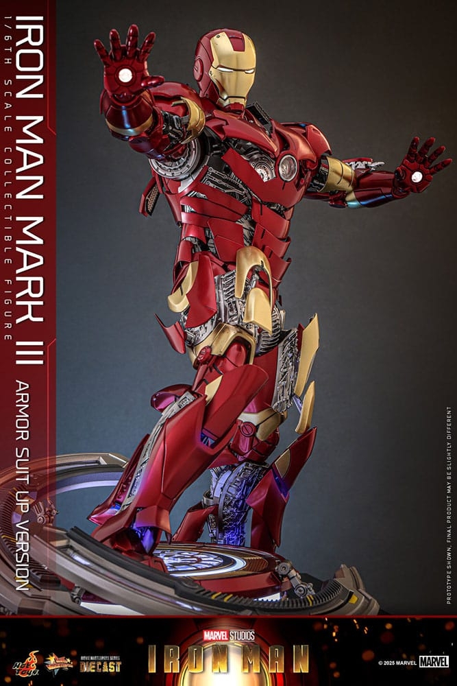Iron Man Mark III (Armor Suit-Up Version) par Hot Toys - figurine 1/6 Iron Man de 32 cm - Reference MMS825D72