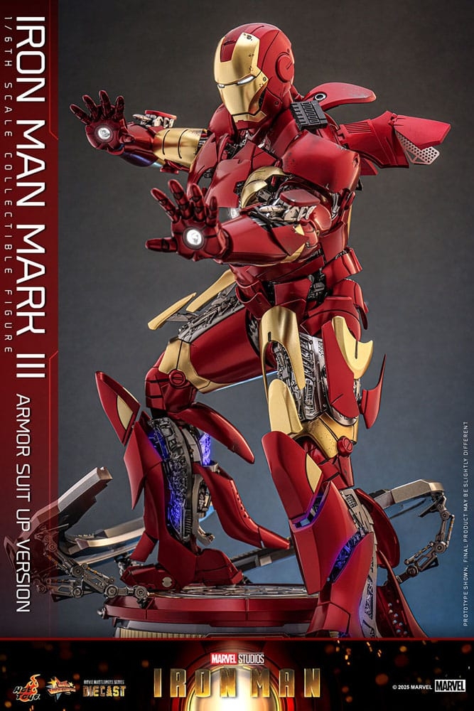 Iron Man Mark III (Armor Suit-Up Version) par Hot Toys - figurine 1/6 Iron Man de 32 cm - Reference MMS825D72