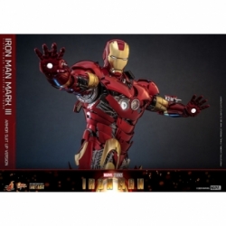 Iron Man Mark III (Armor Suit-Up Version) by Hot Toys - Iron Man 1/6 scale action figure - Reference MMS825D72