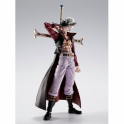 Dracule Mihawk (Hawkeye) SH Figuarts by Bandai Tamashii Nations - One Piece 17 cm action figure