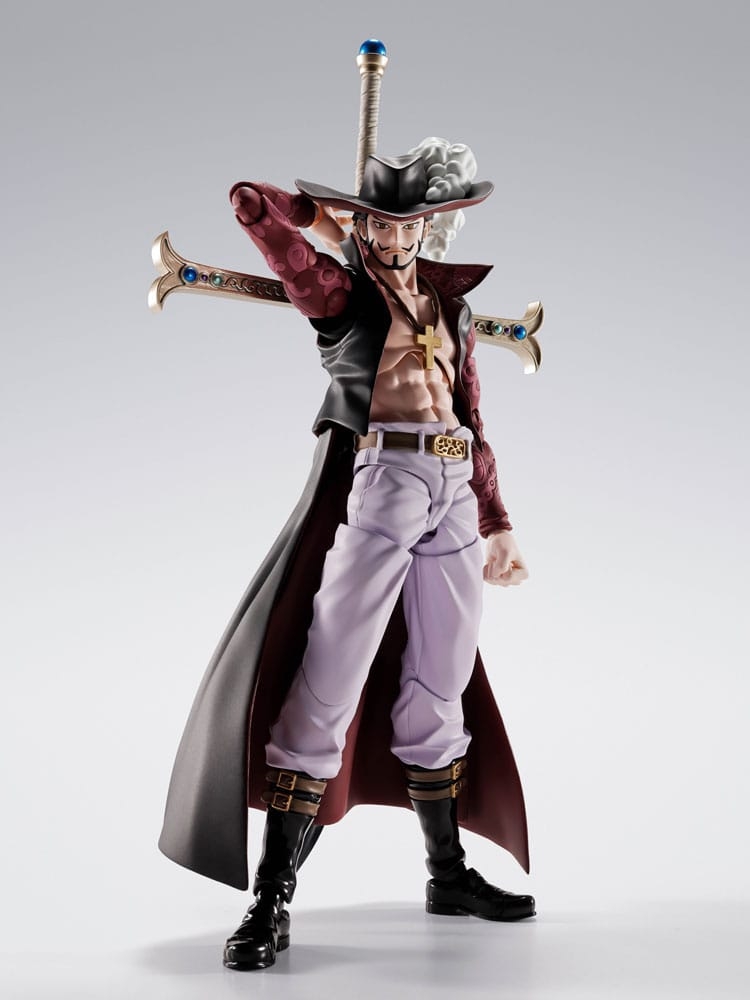 Dracule Mihawk (Hawkeye) SH Figuarts par Bandai Tamashii Nations - figurine One Piece de 17 cm