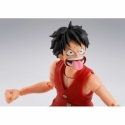 Dracule Mihawk (Hawkeye) SH Figuarts par Bandai Tamashii Nations - figurine One Piece de 17 cm