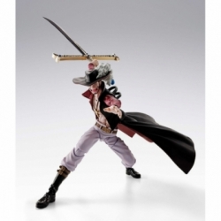 Dracule Mihawk (Hawkeye) SH Figuarts by Bandai Tamashii Nations - One Piece 17 cm action figure