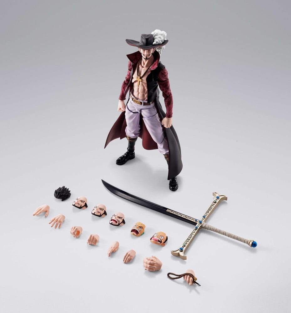 Dracule Mihawk (Hawkeye) SH Figuarts par Bandai Tamashii Nations - figurine One Piece de 17 cm