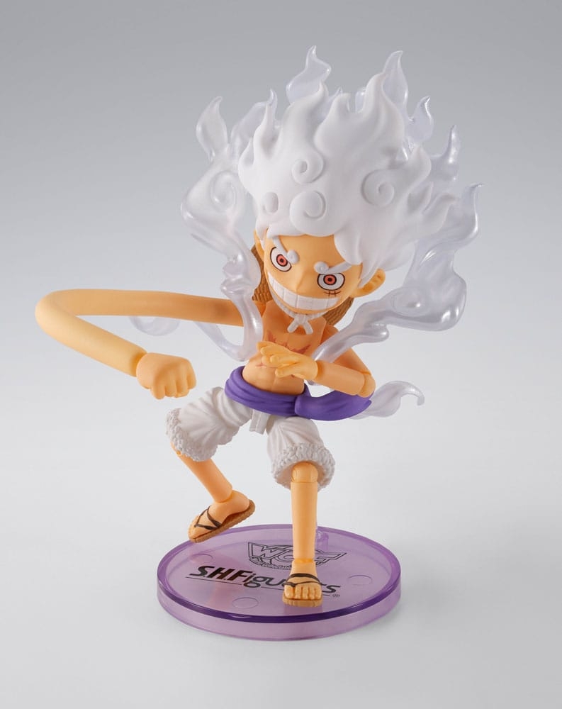 Monkey D Luffy (Gear 5) World Collectable Figure X SH Figuarts by Bandai - One Piece 8 cm action figure