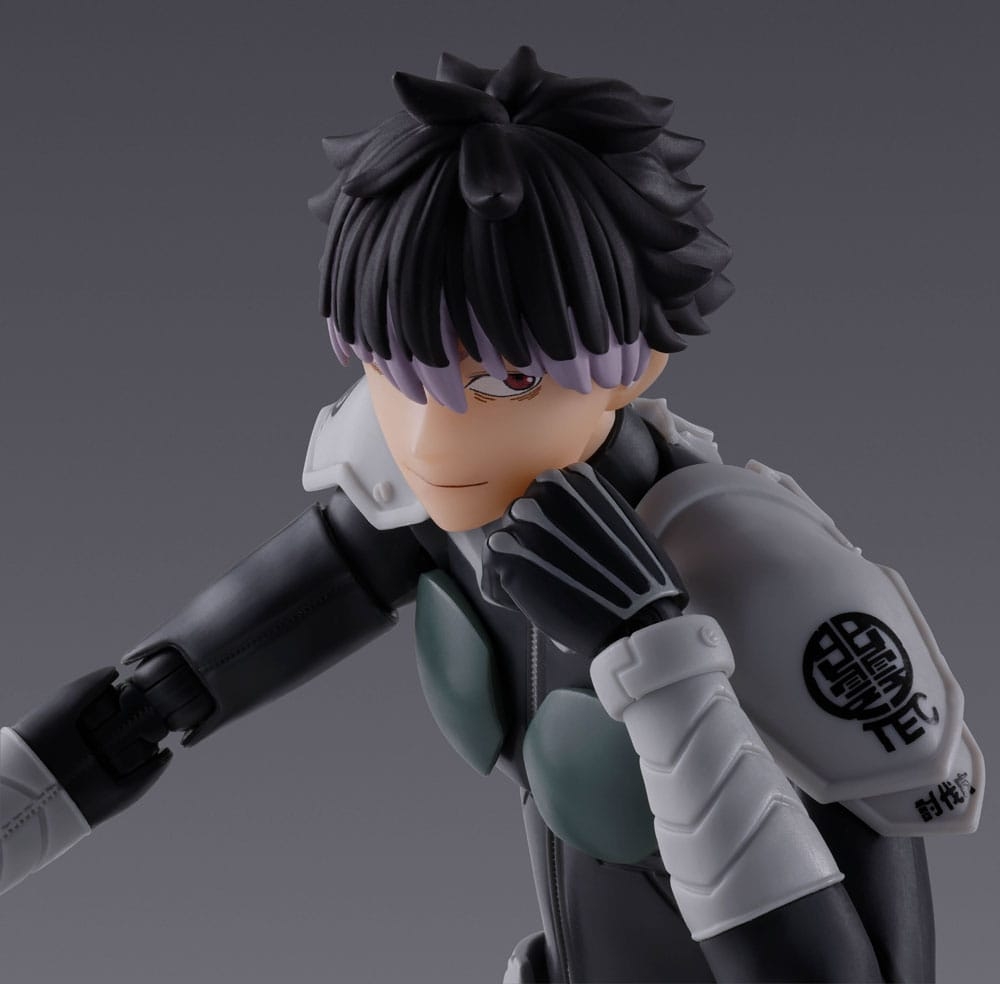 Gen Narumi SH Figuarts par Bandai Tamashii Nations - figurine Kaiju No.8 de 15 cm