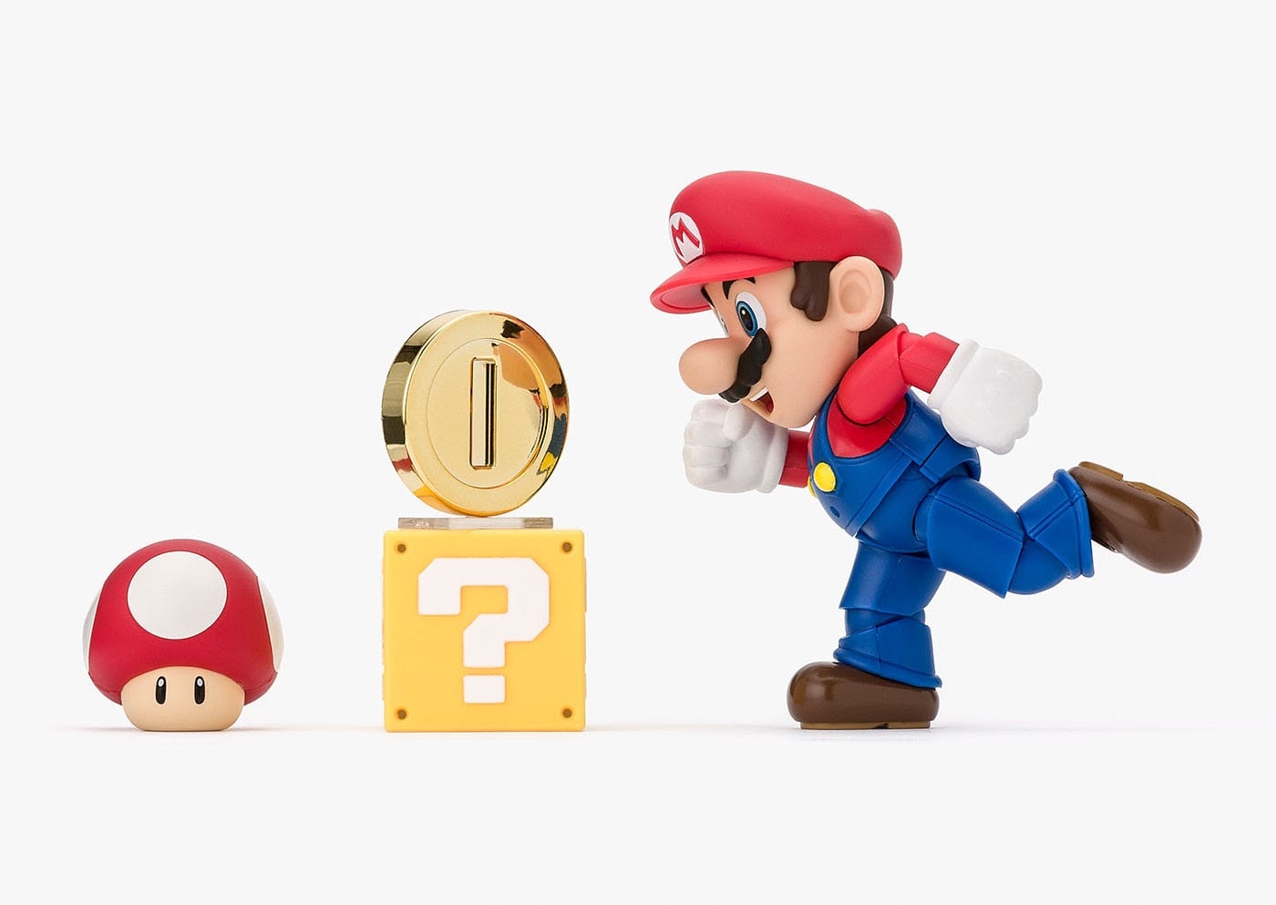 Mario SH Figuarts by Bandai Tamashii Nations Reissue version - Super Mario 10 cm action figure