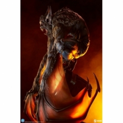 Man-Bat Premium Format di Sideshow Collectibles - Statua in scala 1/4 di DC Comics