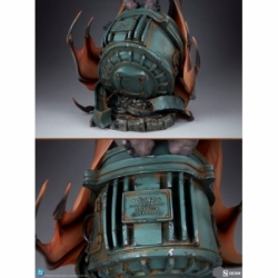Man-Bat Premium Format di Sideshow Collectibles - Statua in scala 1/4 di DC Comics
