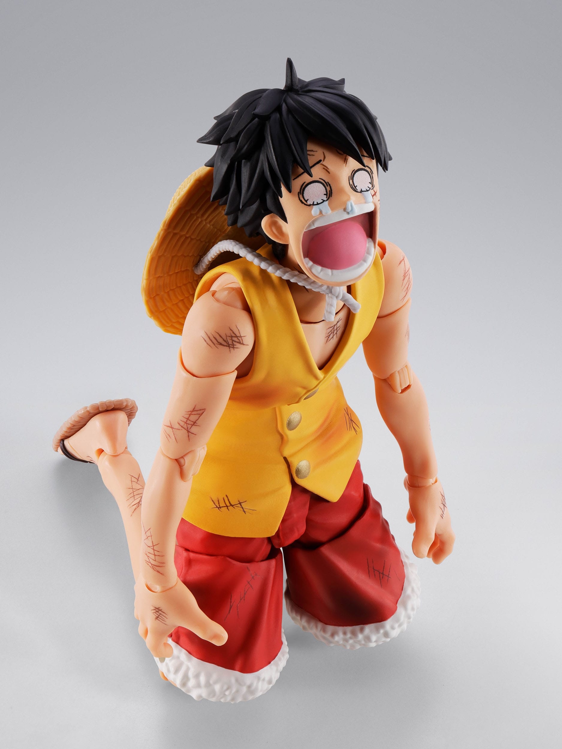 Monkey D Luffy (Marineford) SH Figuarts par Bandai Tamashii Nations - figurine One Piece de 15 cm